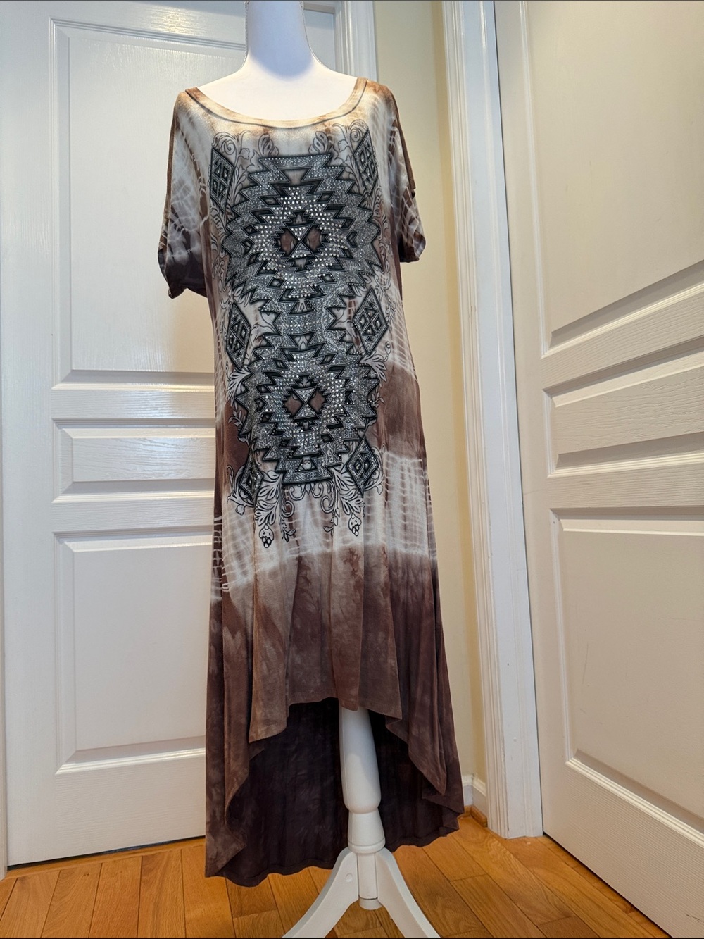 Vocal Brown & Cream Tie-Dye High-Low Maxi Dress with Black Geometric Panel